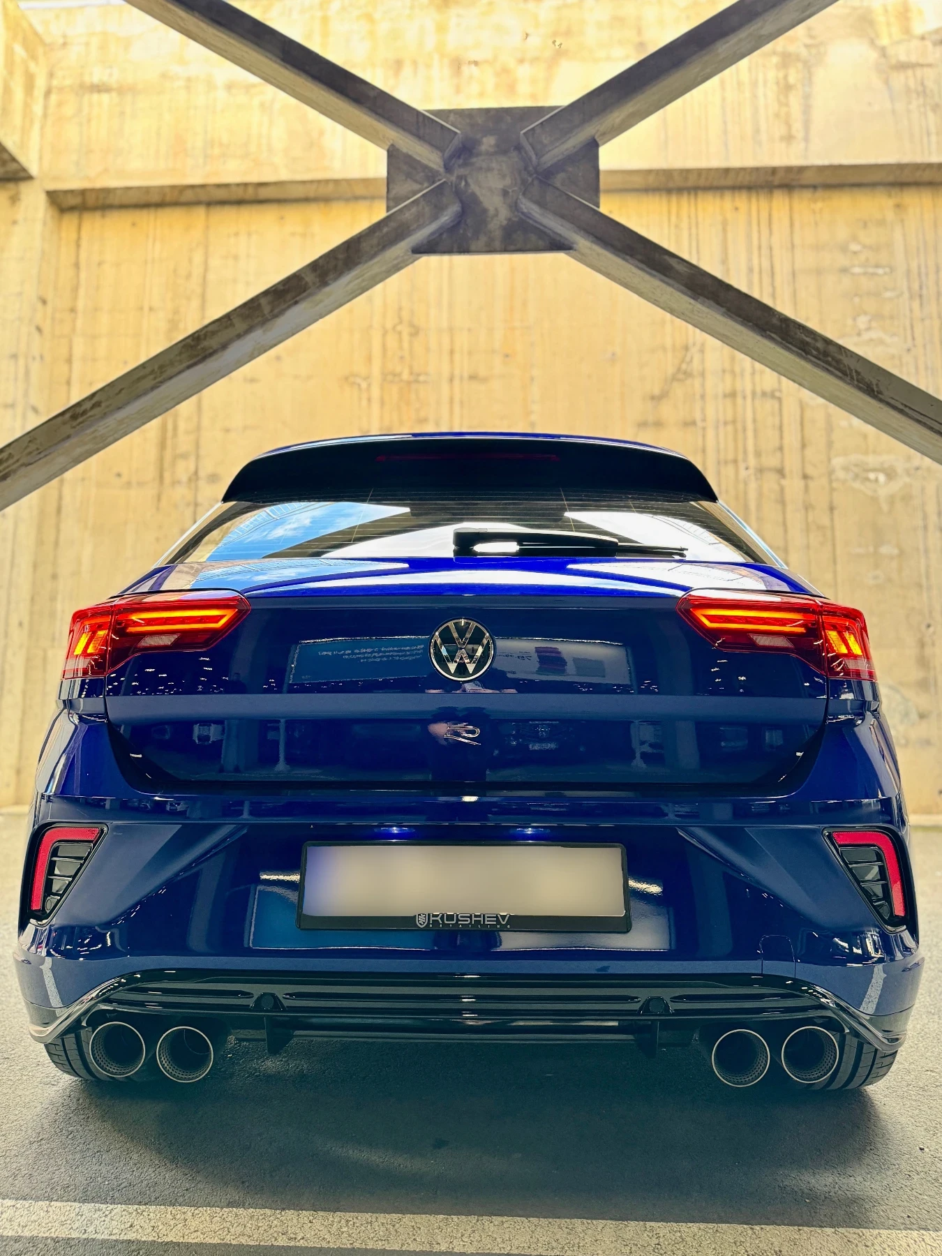 VW T-Roc R 300HP В ГАРАНЦИЯ Akrapovic Panorama PPF Ceramic - изображение 9