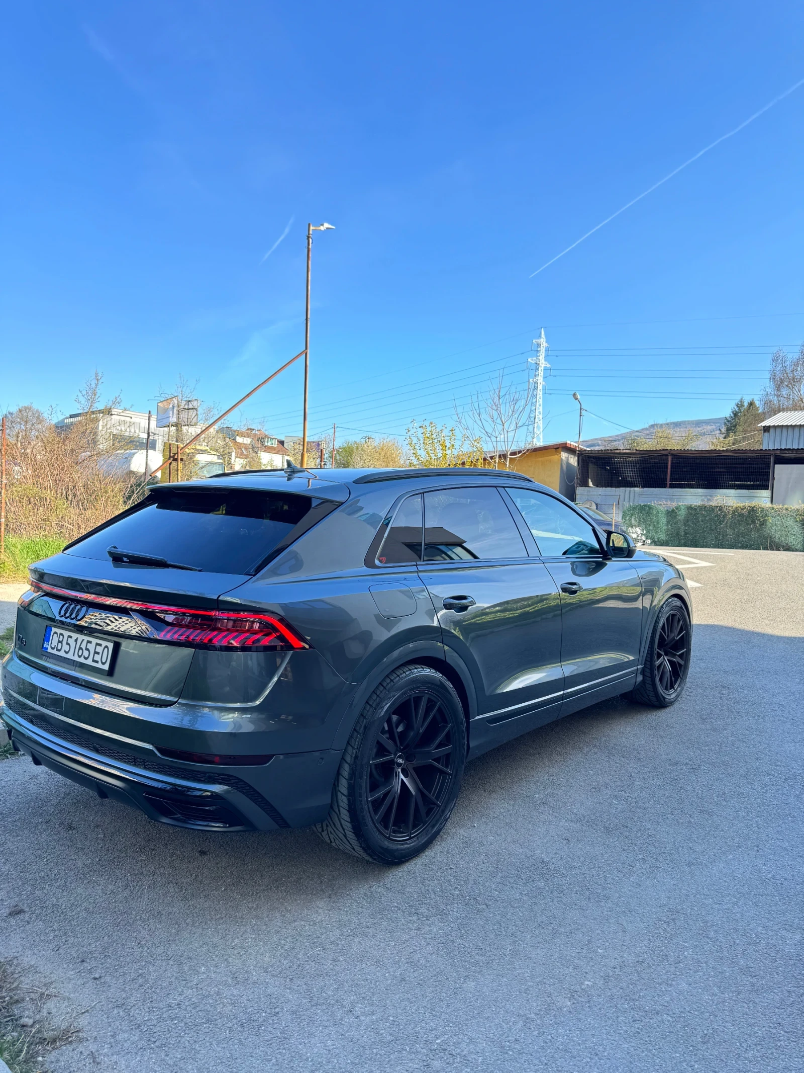Audi Q8 55TFSI/340КС/118хил. КМ/B&O/360CAM/Обдух - изображение 6