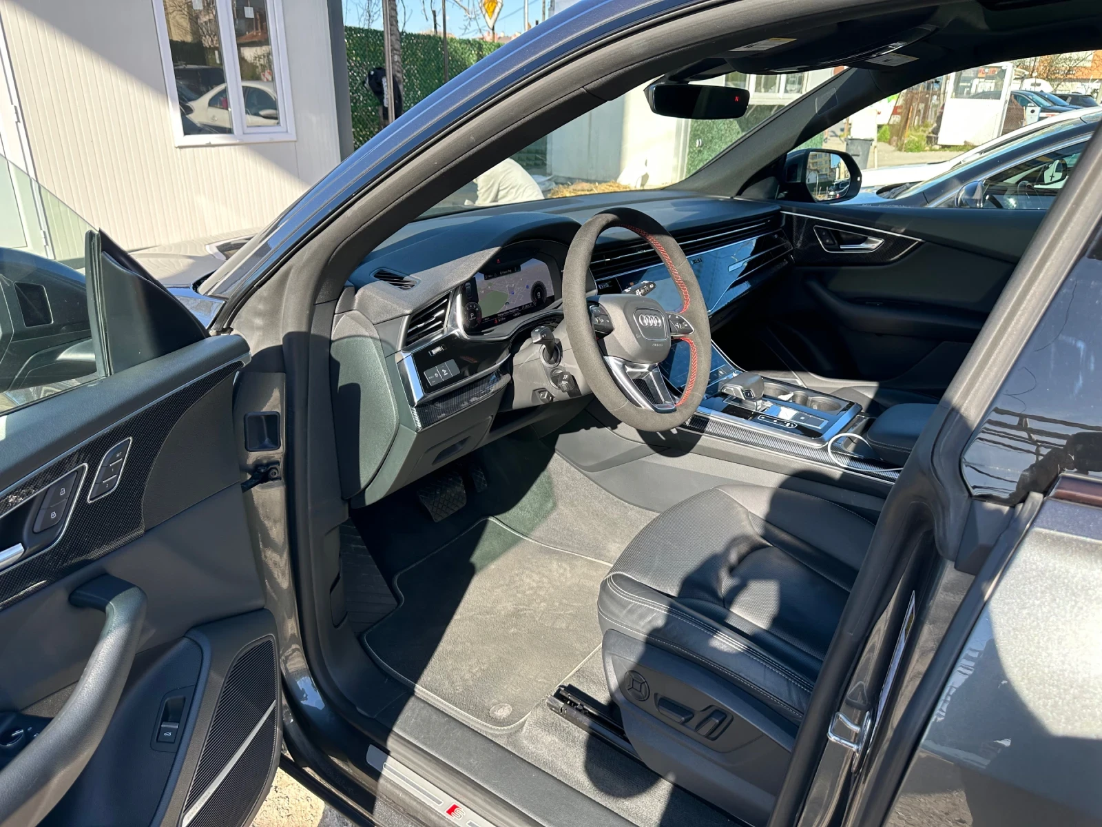 Audi Q8 55TFSI/340КС/118хил. КМ/B&O/360CAM/Обдух - изображение 8