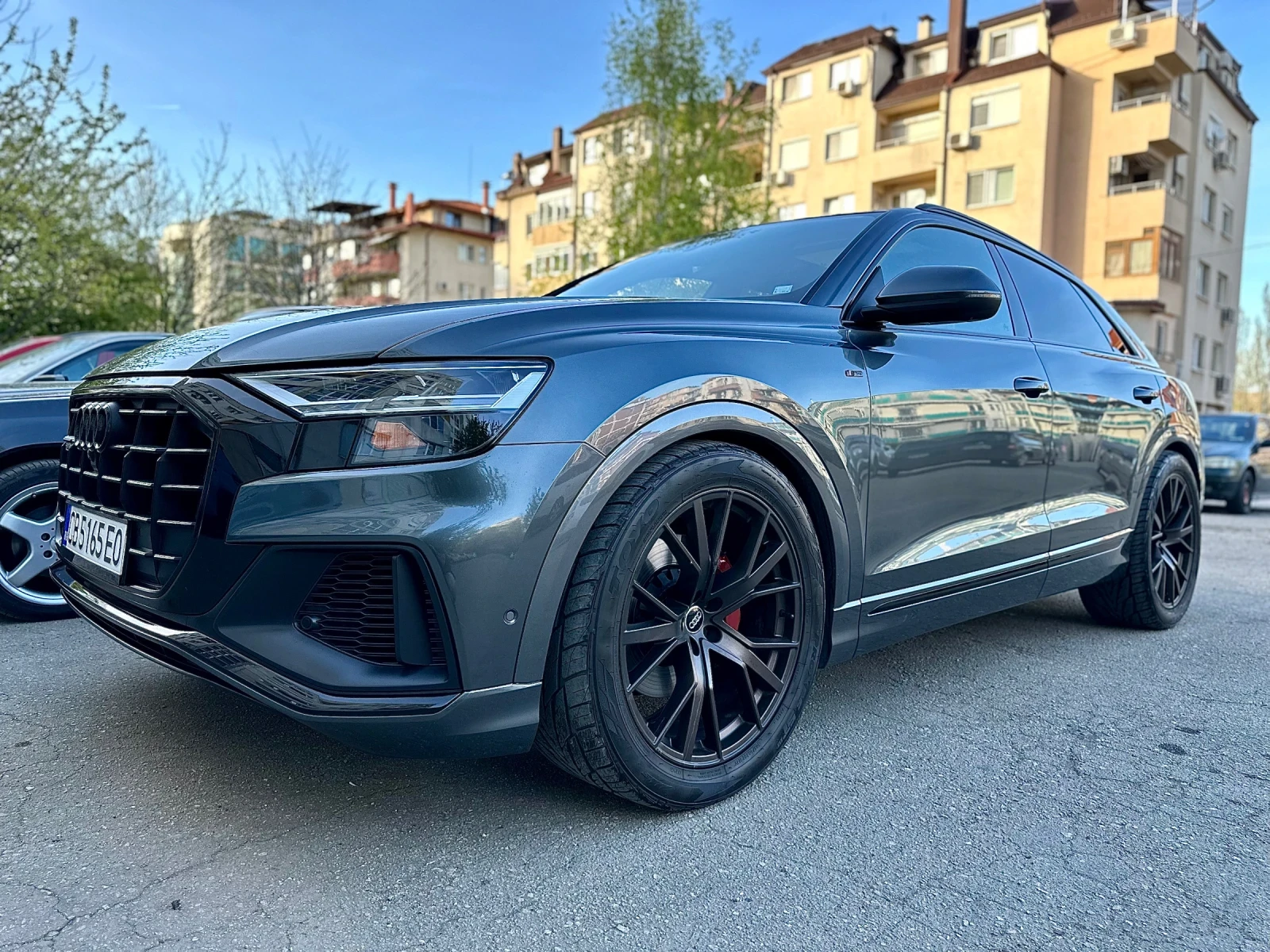 Audi Q8 55TFSI/340КС/118хил. КМ/B&O/360CAM/Обдух - изображение 5