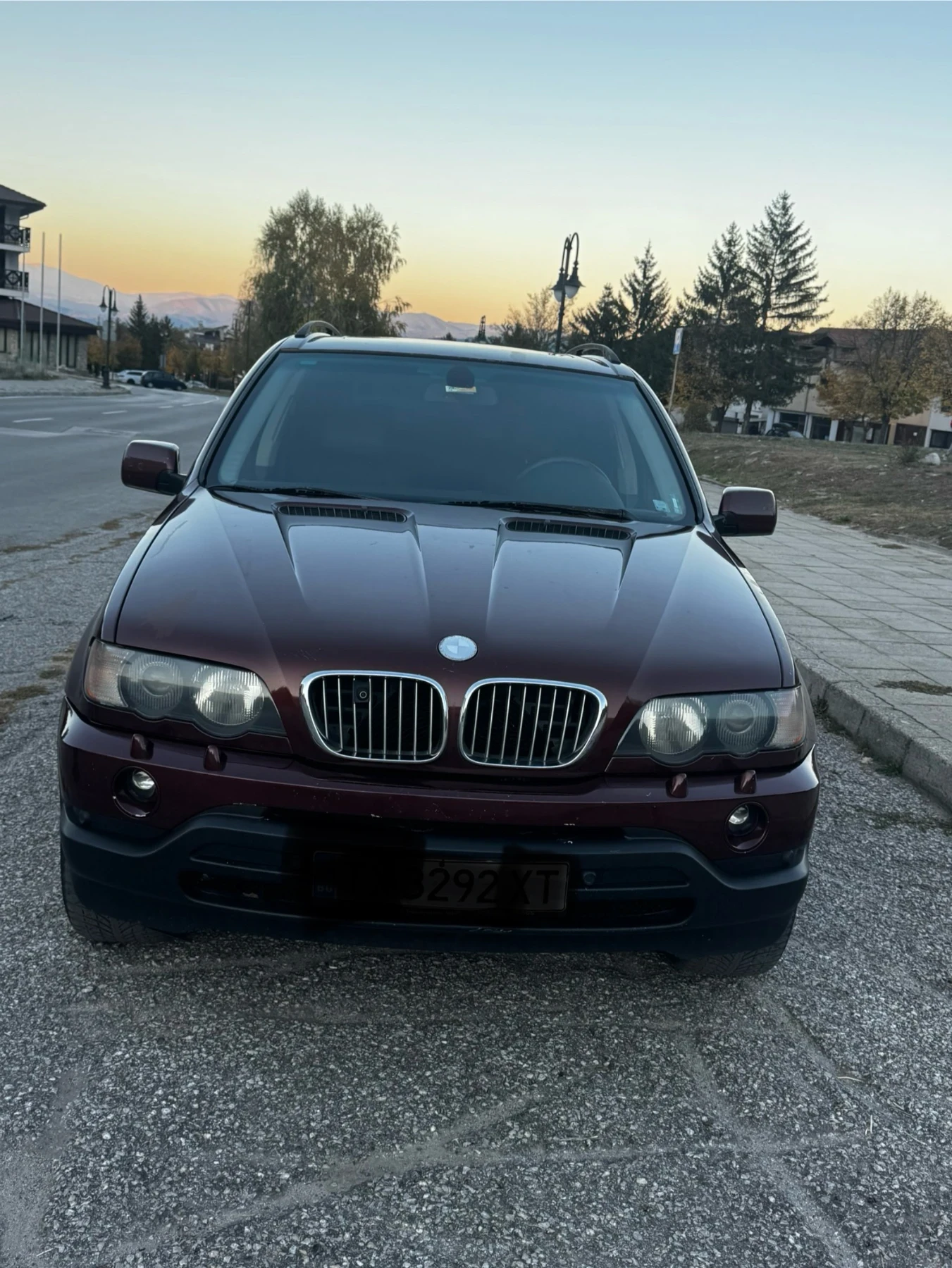 BMW X5 4.4i - изображение 2
