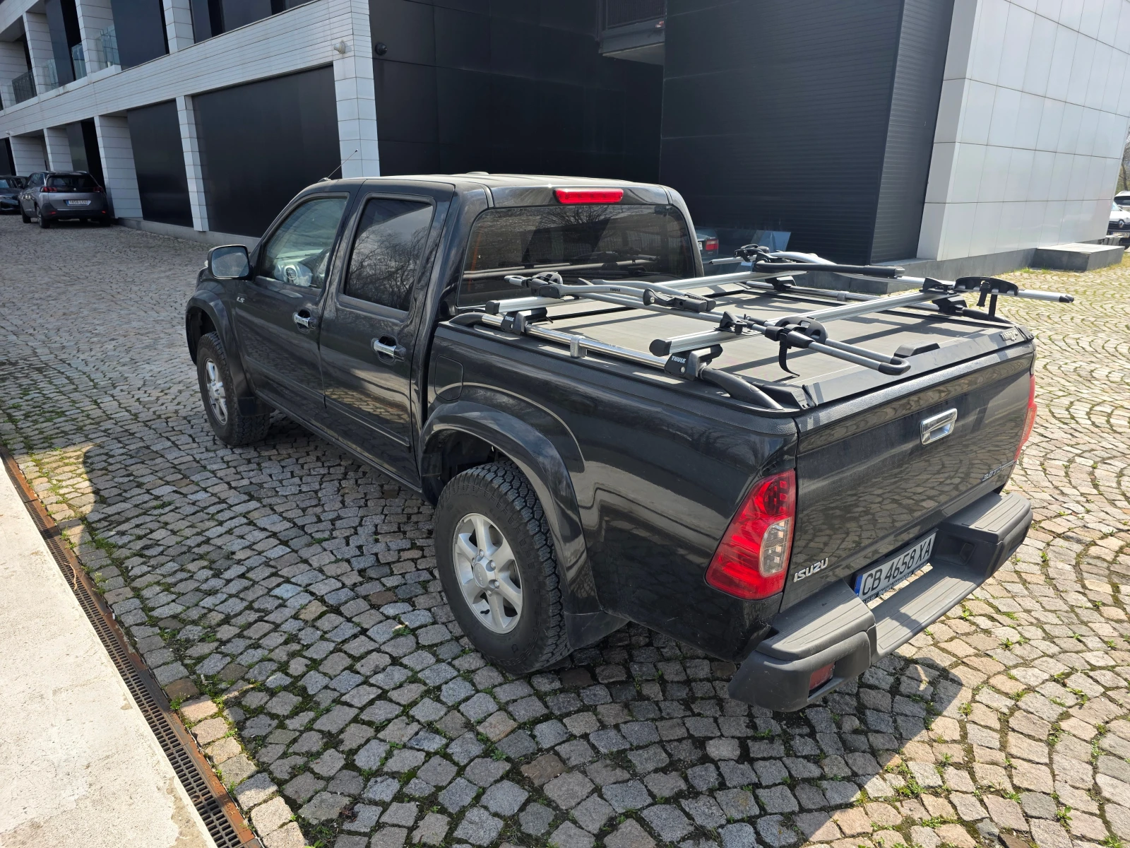 Isuzu D-max 3.0 tdi - изображение 3