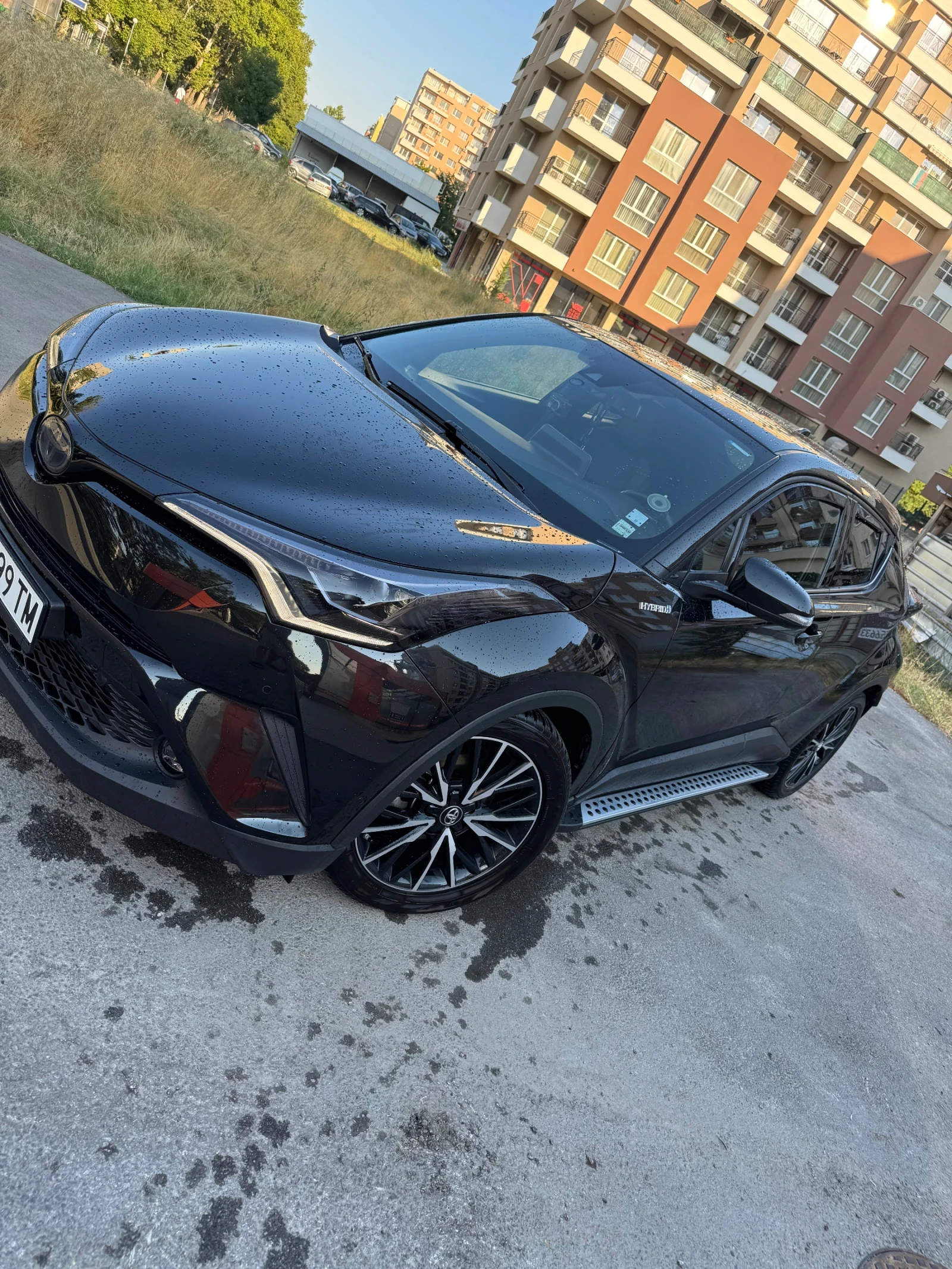 Toyota C-HR 1.8 Hibrid - изображение 2