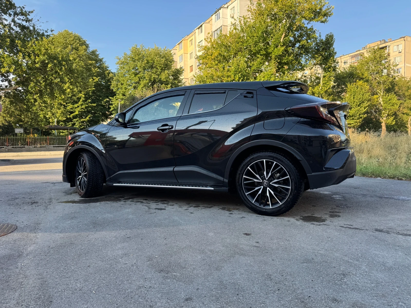 Toyota C-HR 1.8 Hibrid - изображение 3