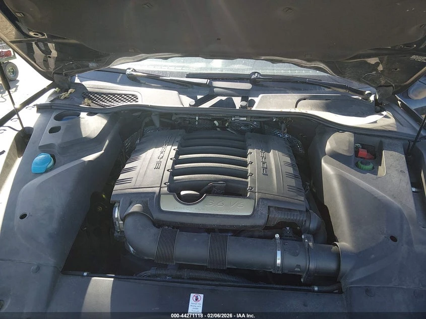 Porsche Cayenne Platinum Edition, снимка 10 - Автомобили и джипове - 53953933