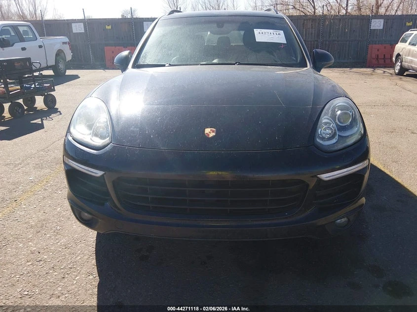 Porsche Cayenne Platinum Edition, снимка 12 - Автомобили и джипове - 53953933