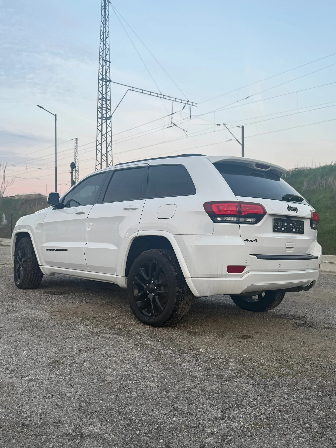 Jeep Grand cherokee 3.6 4x4 FACE LIFT top, снимка 6 - Автомобили и джипове - 53991976