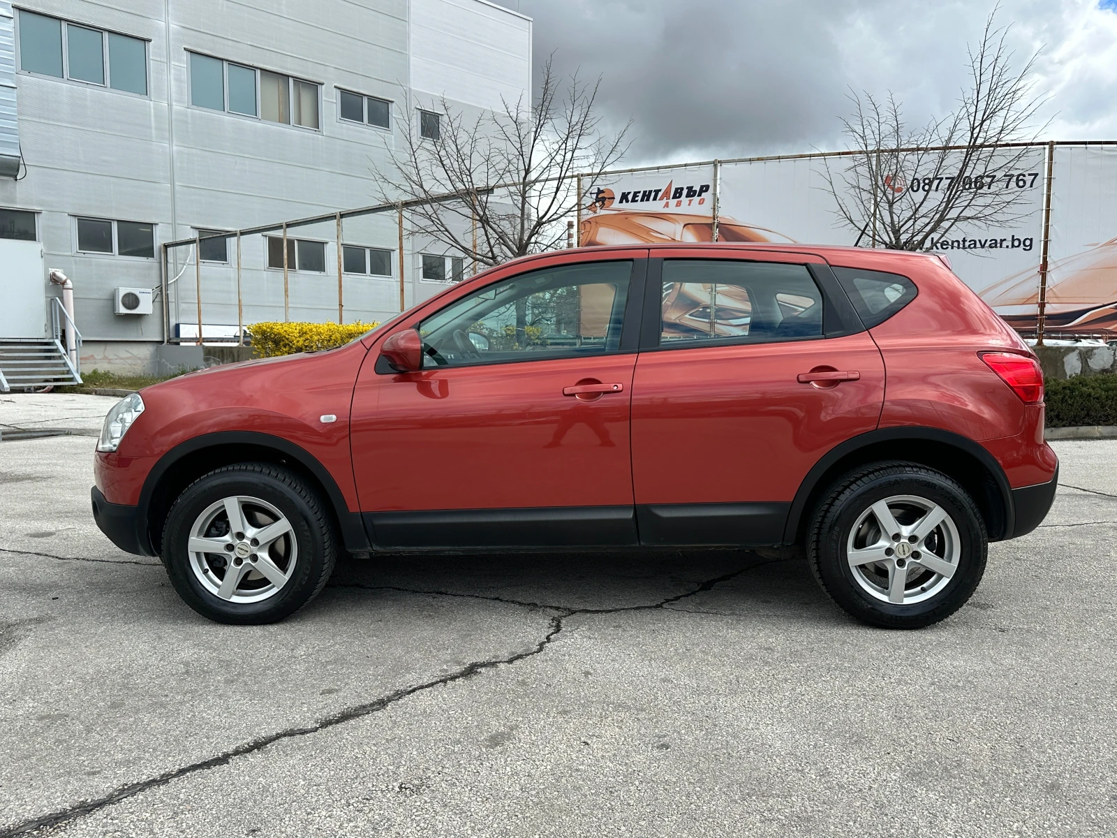 Nissan Qashqai 1.5dci/79000km, снимка 2 - Автомобили и джипове - 54083717