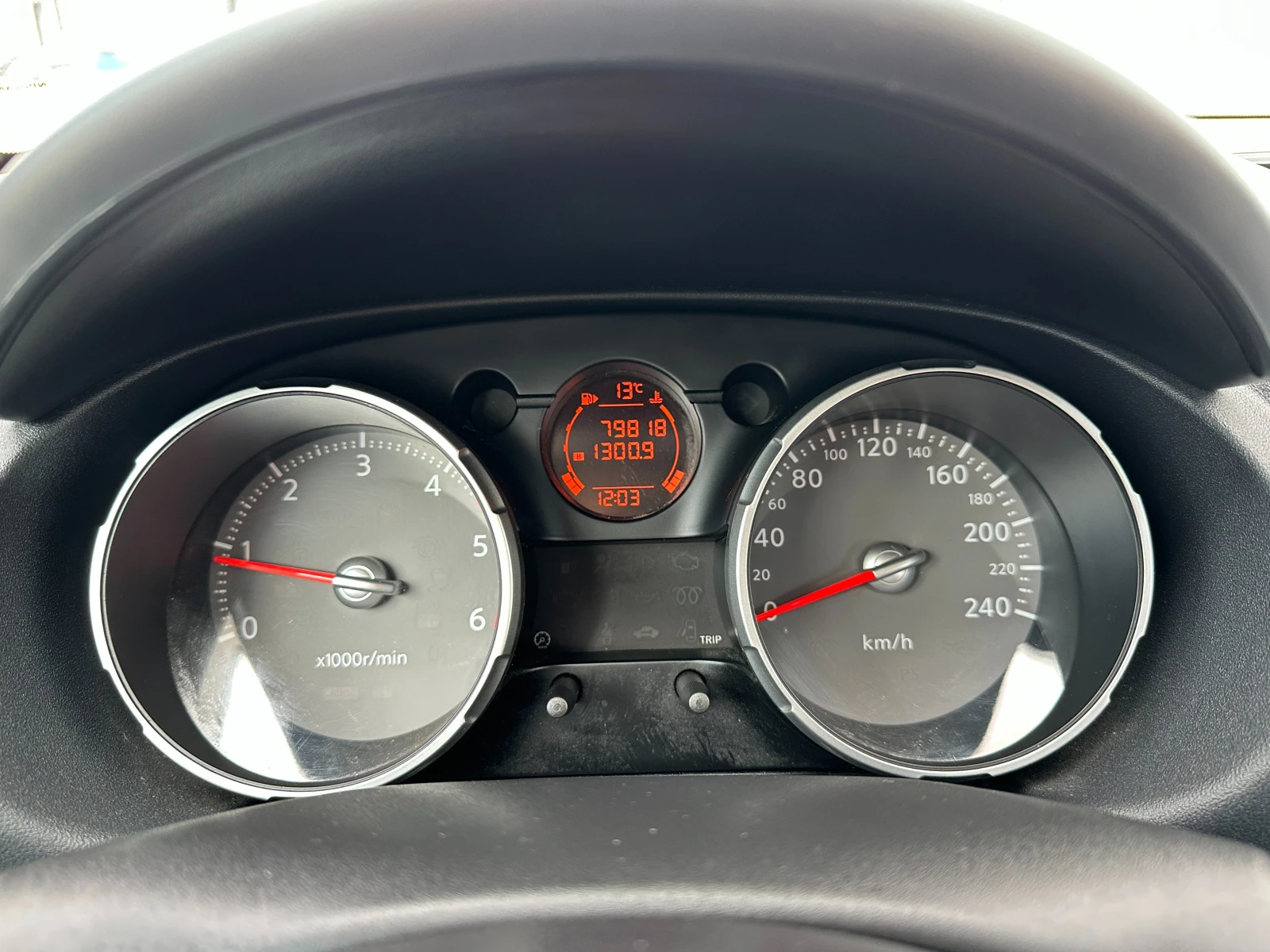 Nissan Qashqai 1.5dci/79000km, снимка 15 - Автомобили и джипове - 54083717