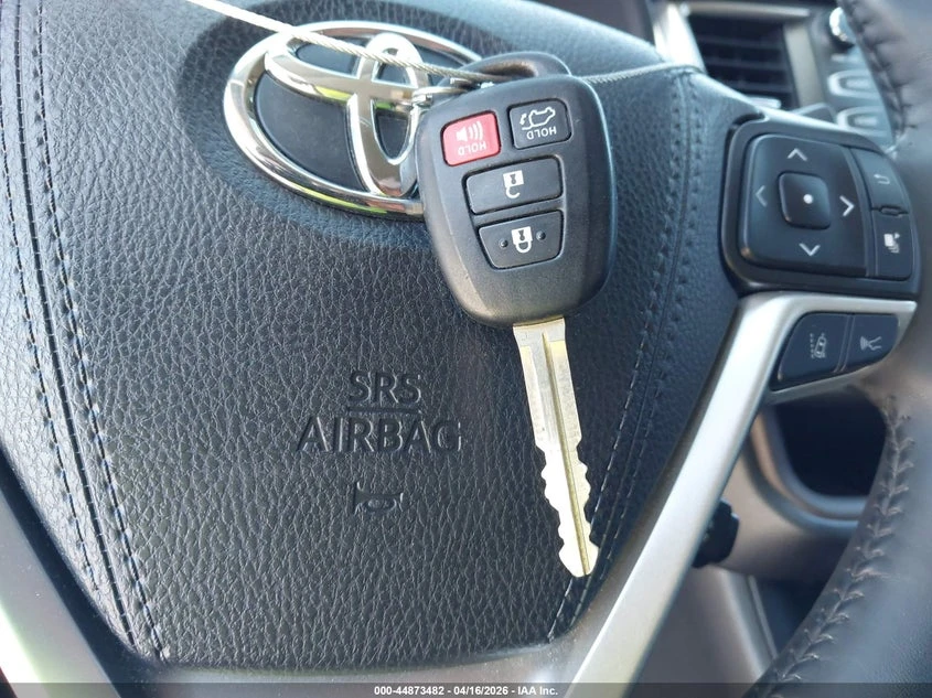 Toyota Highlander 3.5l Le Plus, снимка 11 - Автомобили и джипове - 54351699