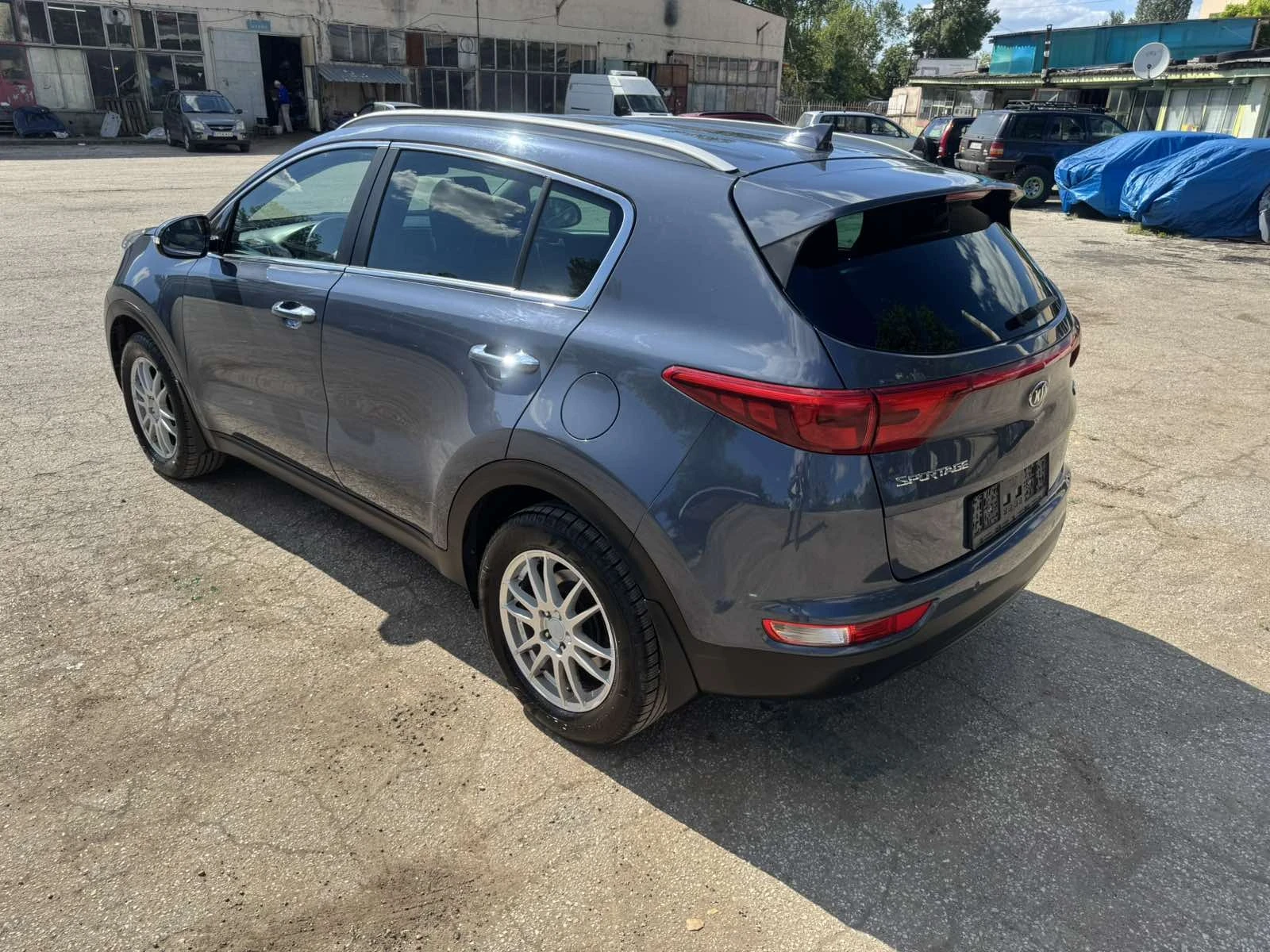 Kia Sportage 1.6 132к бензин, снимка 6 - Автомобили и джипове - 54554150