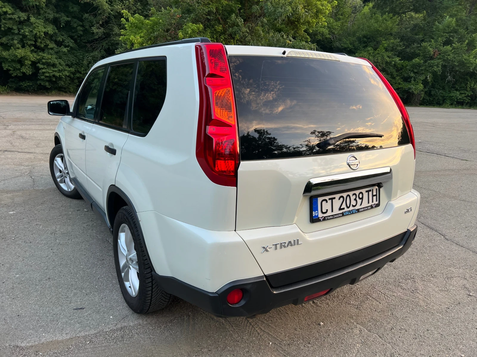Nissan X-trail 4x4 AUTOMATIC, снимка 3 - Автомобили и джипове - 55193815