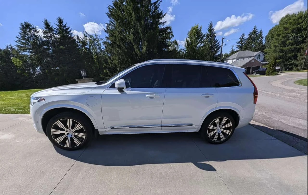 Volvo Xc90 * Plus Bright Theme* АВТОКРЕДИТ БЕЗ ПЪРВОНАЧАЛНА* , снимка 2 - Автомобили и джипове - 55220660