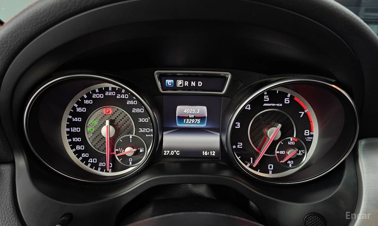Mercedes-Benz GLA 45 AMG 4MATIC* ПОДГРЕВ* КАМЕРА* КЕЙЛЕС* , снимка 12 - Автомобили и джипове - 55315461