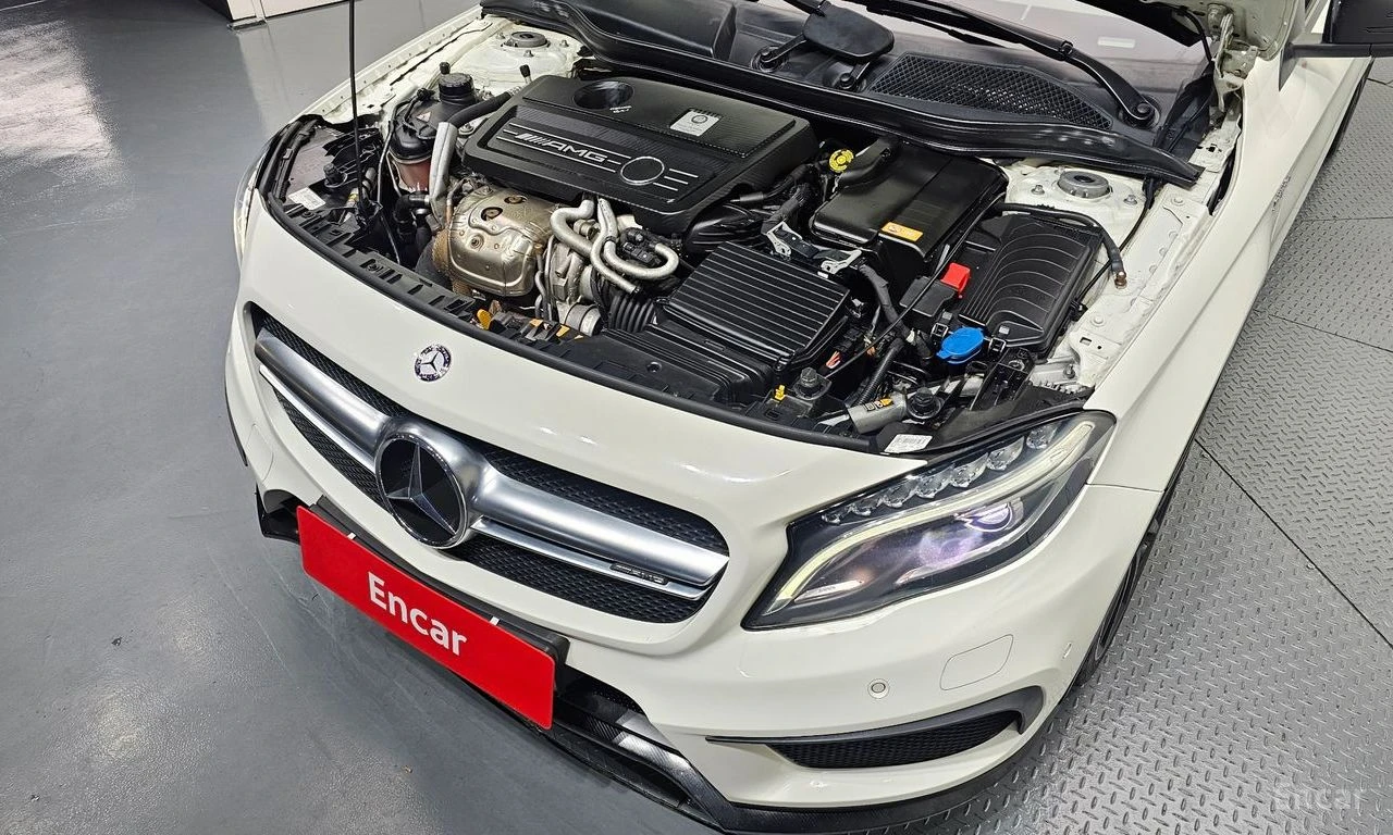 Mercedes-Benz GLA 45 AMG 4MATIC* ПОДГРЕВ* КАМЕРА* КЕЙЛЕС* , снимка 15 - Автомобили и джипове - 55315461