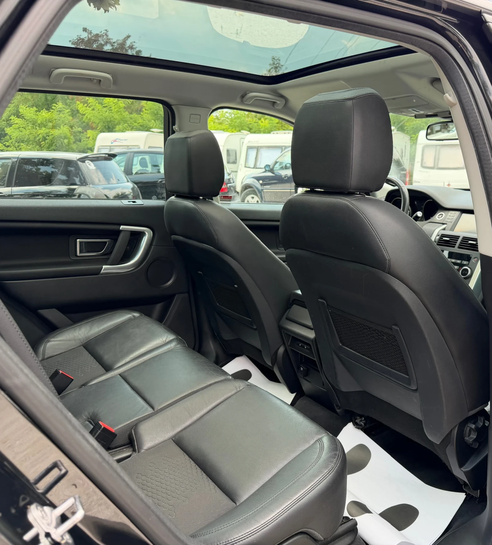 Land Rover Discovery Sport 2.0D/Panorama/Camera/Navi, снимка 7 - Автомобили и джипове - 55688700