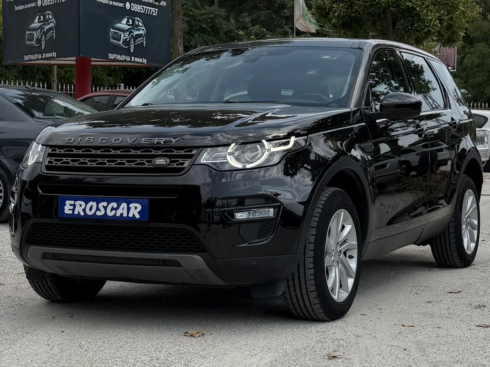 Land Rover Discovery Sport 2.0D/Panorama/Camera/Navi, снимка 2 - Автомобили и джипове - 55688700