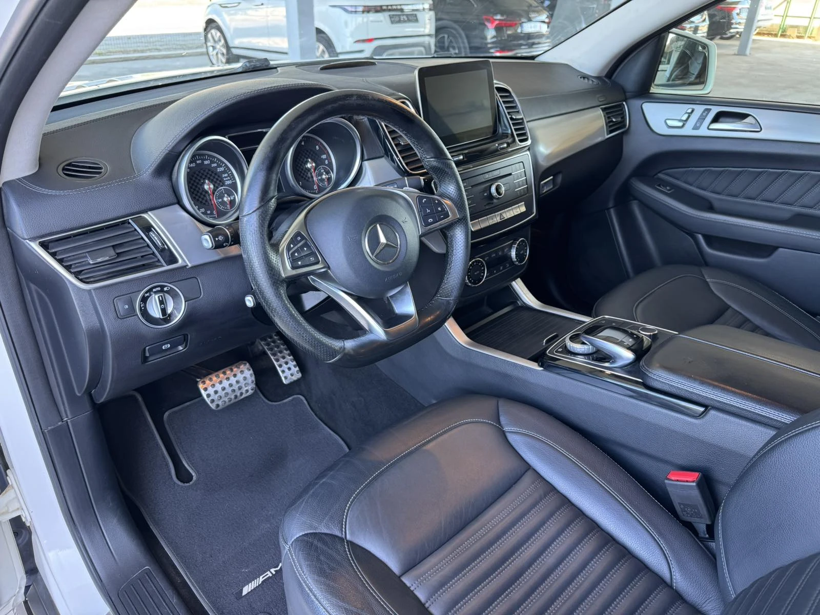 Mercedes-Benz GLE 350 d* 258ps* 4M* 9G* COUPE* AMG Line* КОЖА* НАВИ* 360, снимка 9 - Автомобили и джипове - 55957492