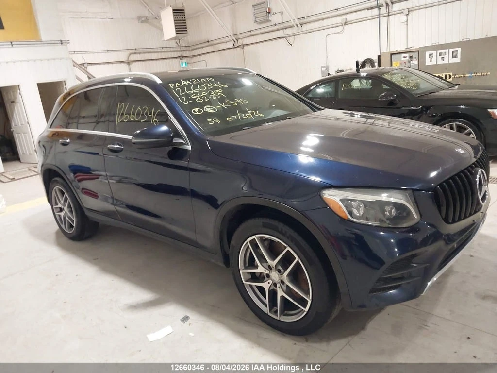 Mercedes-Benz GLC 300 * 4MATIC * CARFAX * ОПЦИЯ ЗА ФИНАНСИРАНЕ, снимка 13 - Автомобили и джипове - 55991359