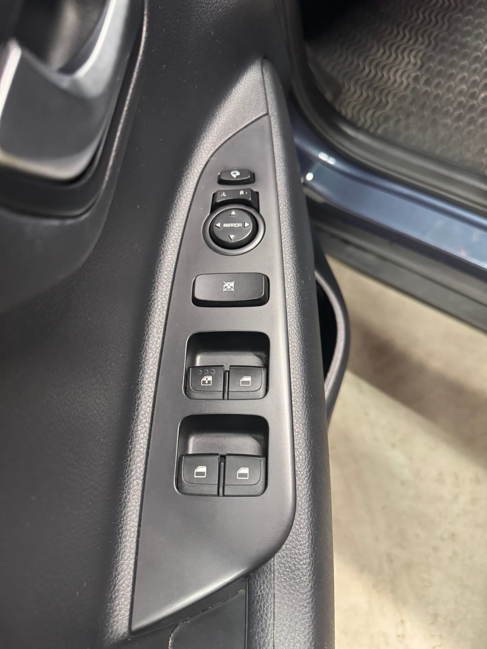 Kia Stonic EX 1.4i � ��������/����� �������� �������/������� | Mobile.bg � ����������� 17