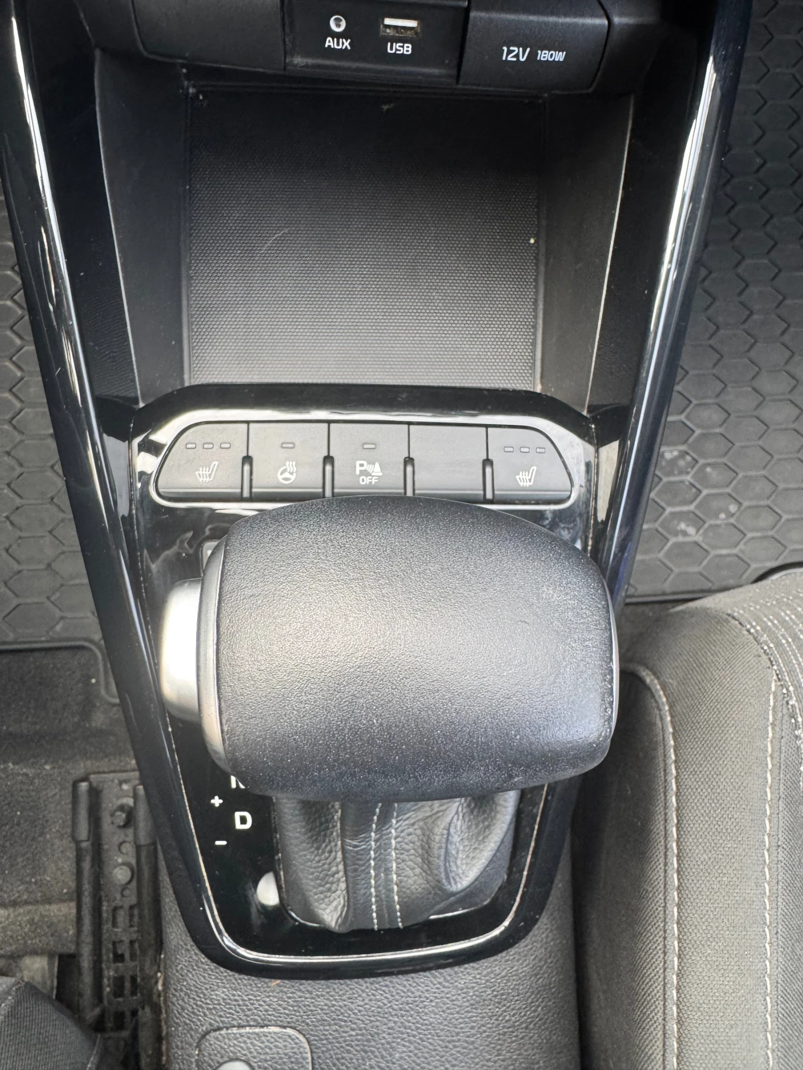 Kia Stonic EX 1.4i � ��������/����� �������� �������/������� | Mobile.bg � ����������� 13