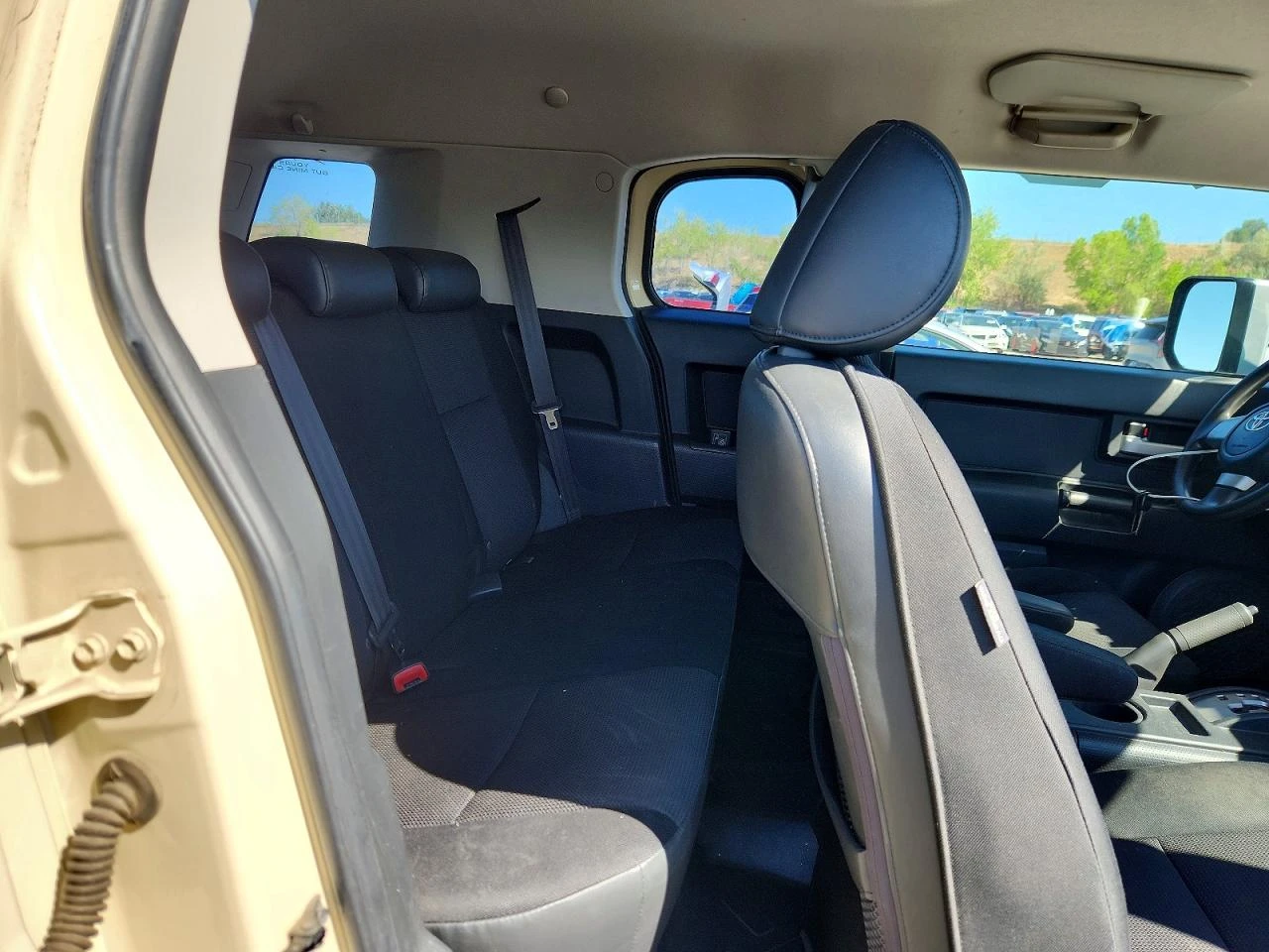Toyota Fj cruiser 2008 FJ Cruiser Base | Mobile.bg � ����������� 11