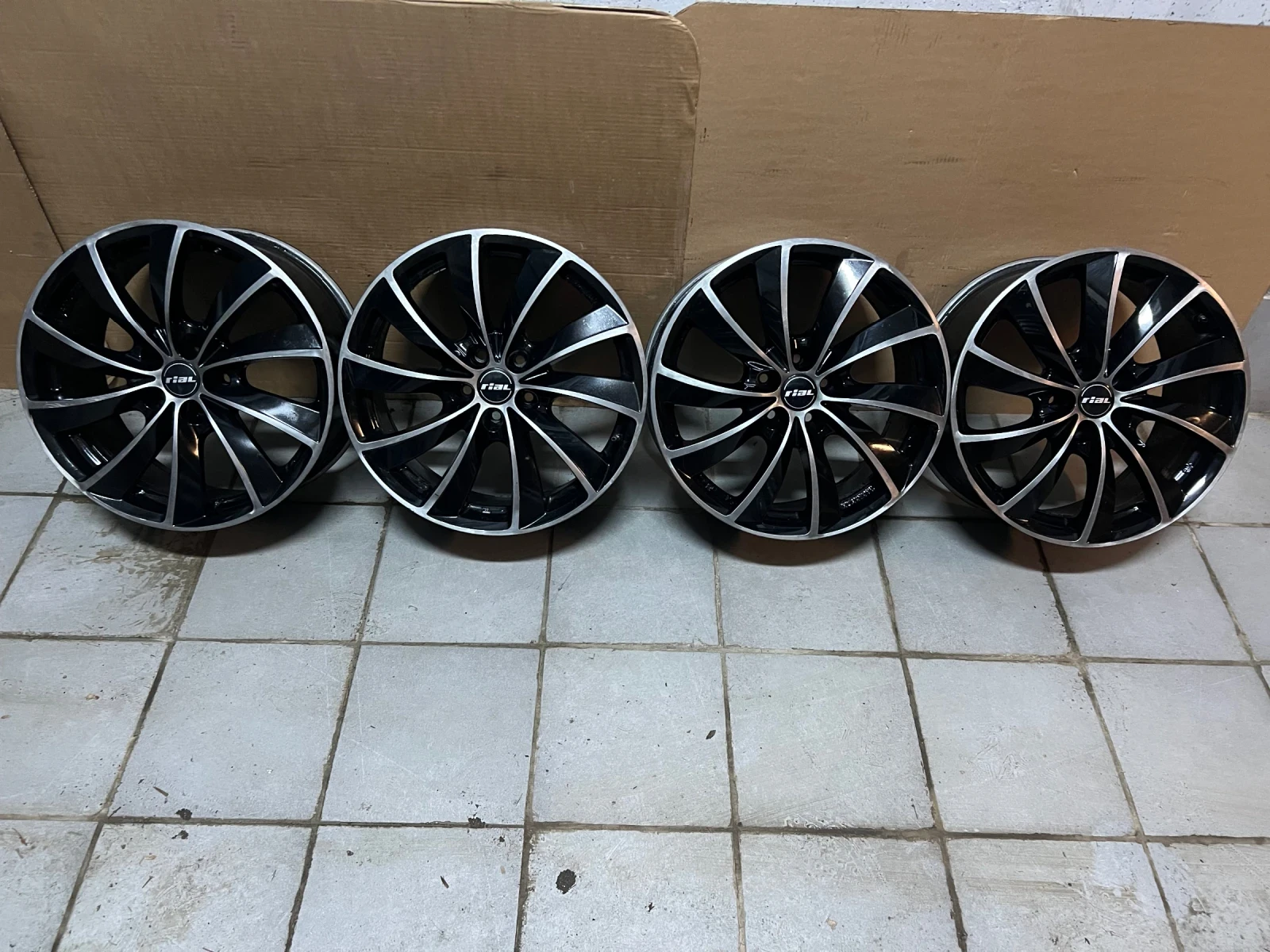 ������ | Mobile.bg � ����������� 4