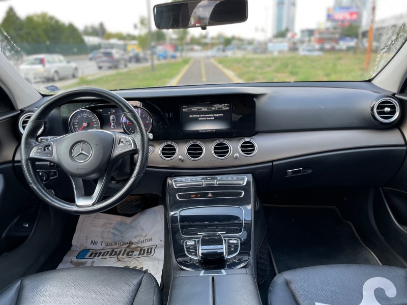 Mercedes-Benz E 200 D-2017-FULL , снимка 12 - Автомобили и джипове - 39100292