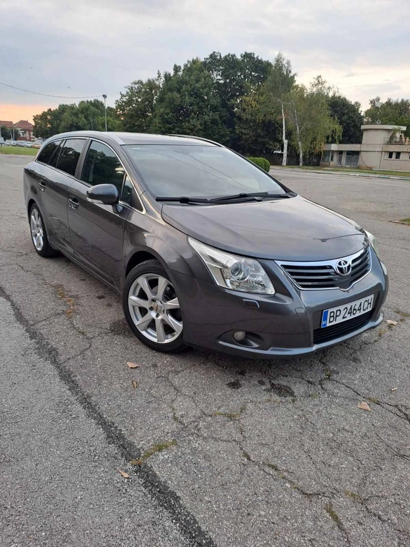 Toyota Avensis 2.0i Газ, всички екстри, снимка 1 - Автомобили и джипове - 47111921