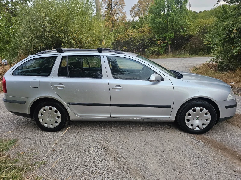 Skoda Octavia 1.6 benz lpg, снимка 4 - Автомобили и джипове - 48281477