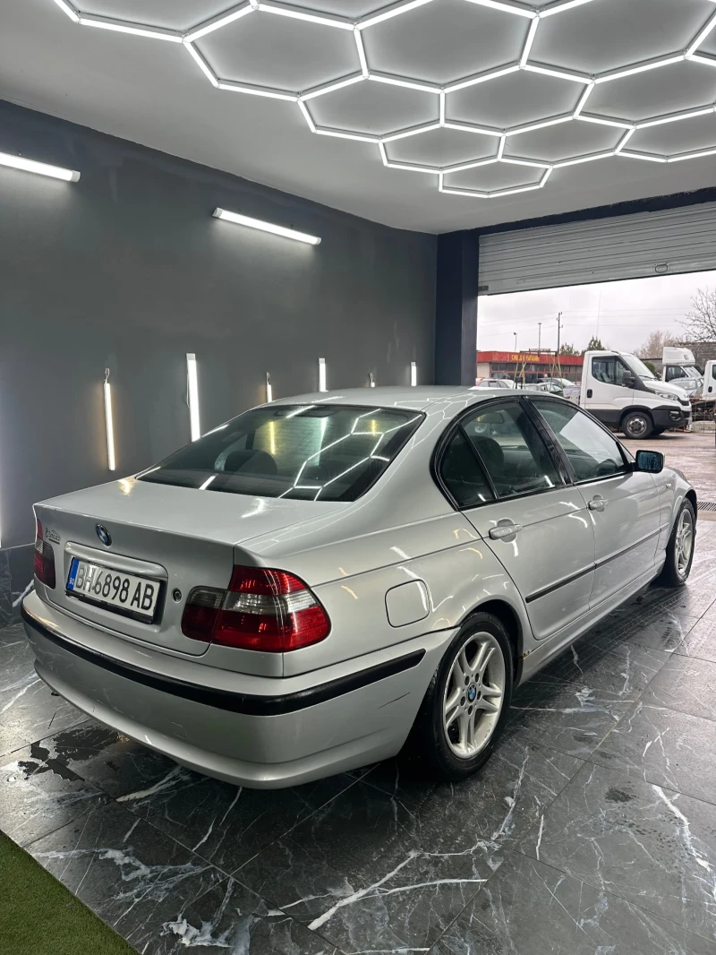 BMW 320, снимка 4 - Автомобили и джипове - 48281140