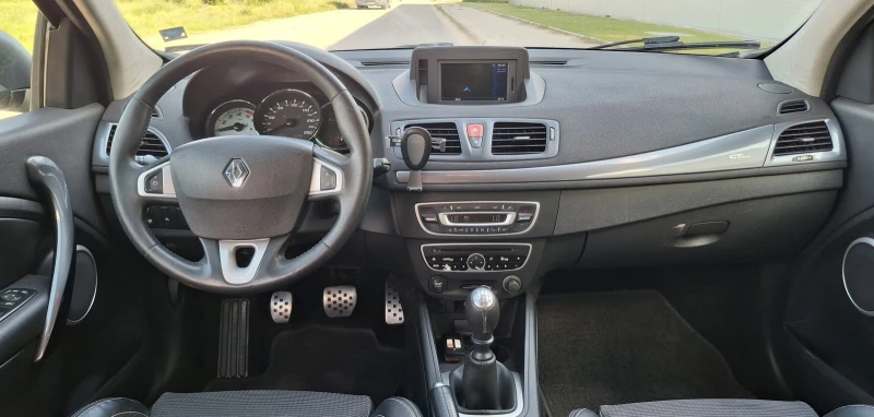Renault Megane GT Line 1.5DCi, снимка 12 - Автомобили и джипове - 49599699