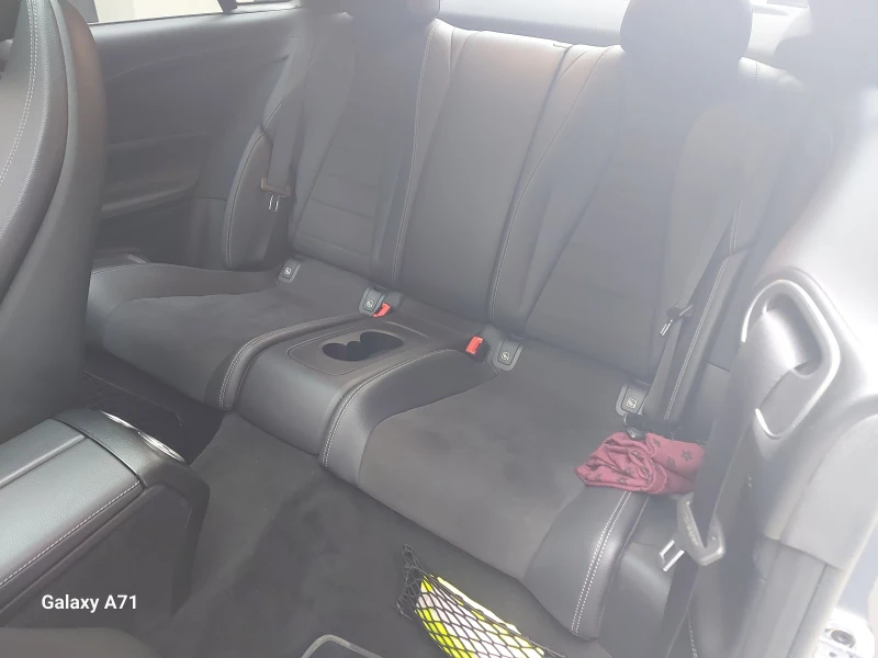 Mercedes-Benz E 220 Cupe, снимка 8 - Автомобили и джипове - 52597114