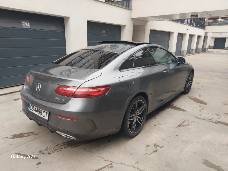 Mercedes-Benz E 220 Cupe, снимка 3 - Автомобили и джипове - 52597114