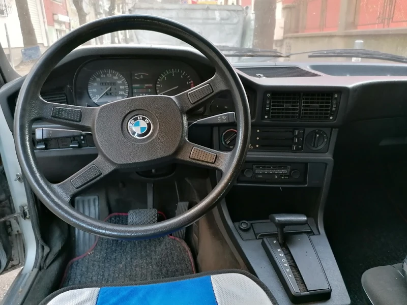 BMW 524 TDA, Е28, снимка 13 - Автомобили и джипове - 52816889