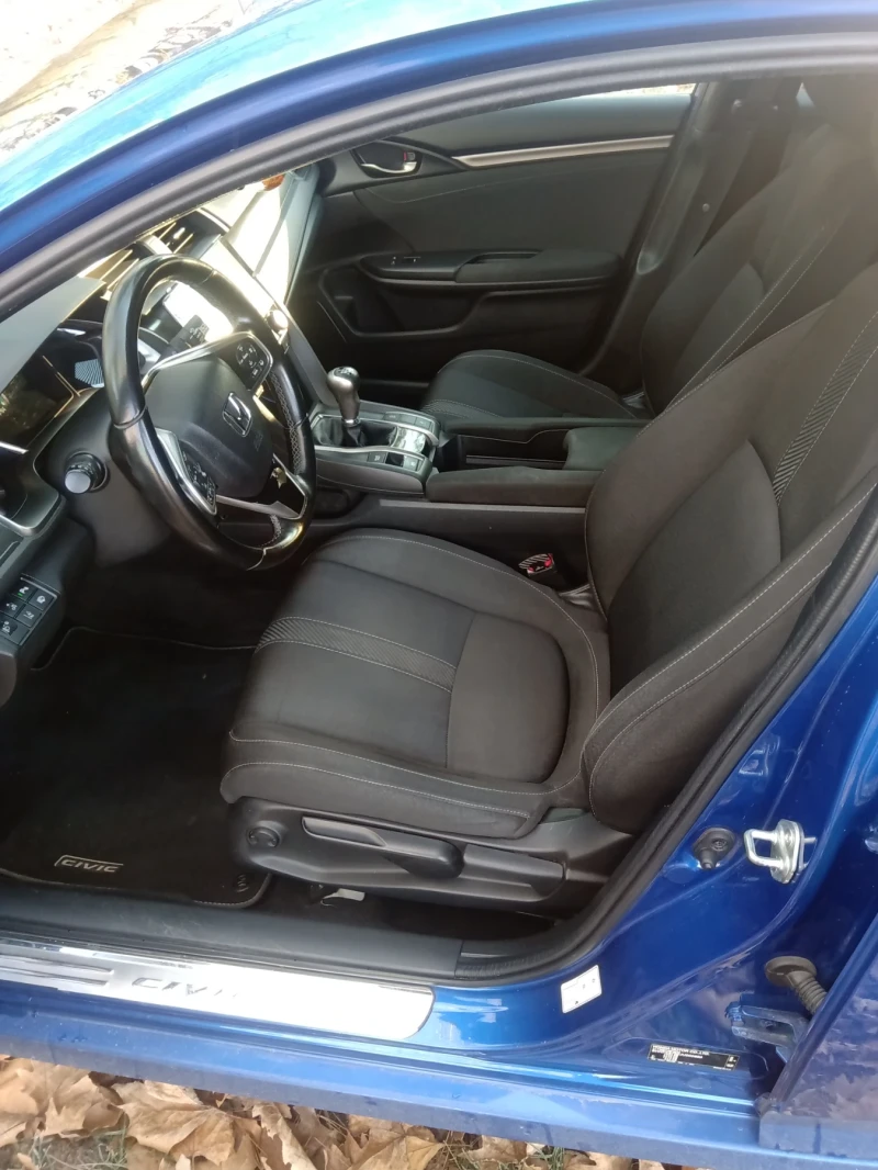 Honda Civic 1.6 IDTEC, снимка 9 - Автомобили и джипове - 52935415