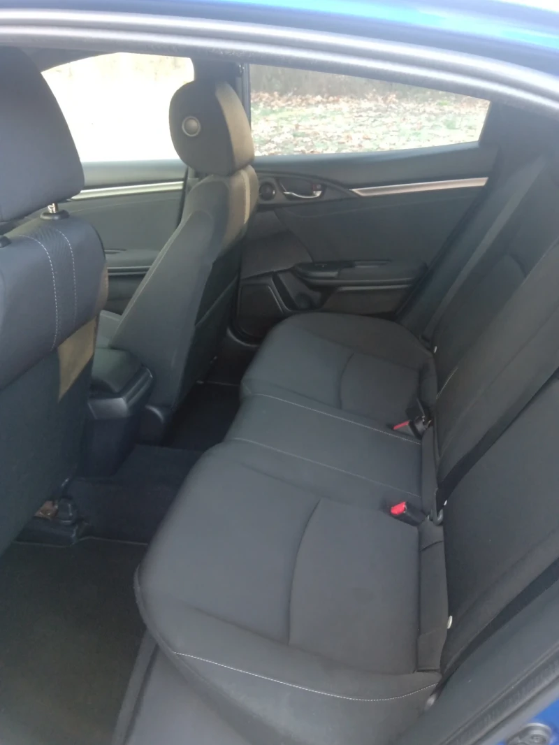 Honda Civic 1.6 IDTEC, снимка 8 - Автомобили и джипове - 52935415