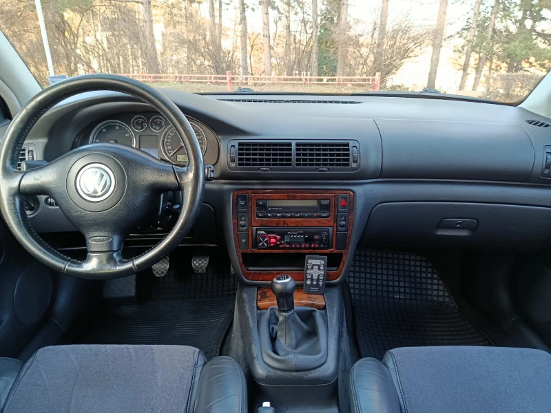 VW Passat 1.9TDi 4x4, снимка 13 - Автомобили и джипове - 53130280