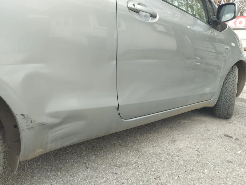 Toyota Yaris 1.4 D4D 90KS , снимка 14 - Автомобили и джипове - 53457390