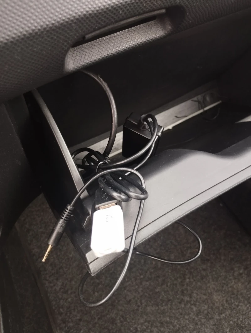 Toyota Yaris 1.4 D4D 90KS , снимка 17 - Автомобили и джипове - 53457390