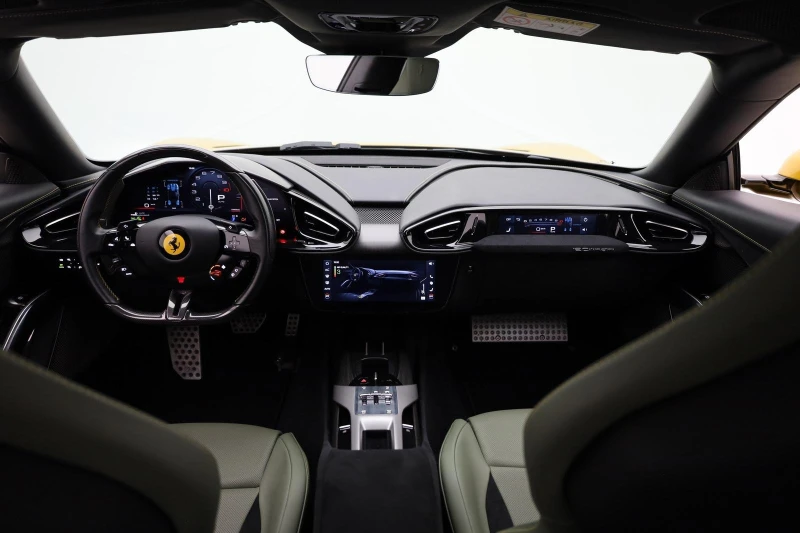 Ferrari 12 Cilindri /GIALLO MONTECARLO/CARBON/CERAMIC/LED/CAMERA/, снимка 12 - Автомобили и джипове - 53533236