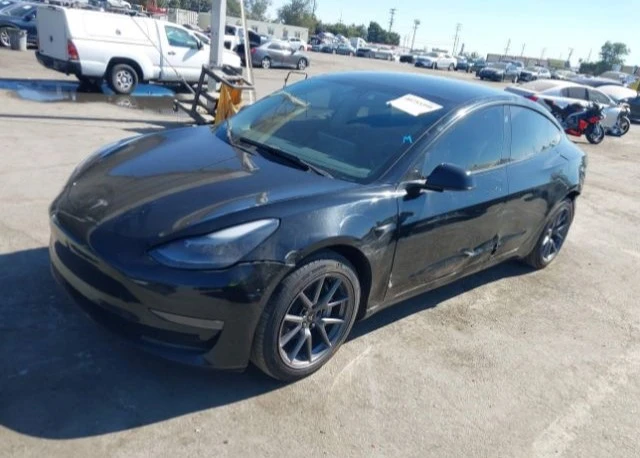 Tesla Model 3 LONG RANGE DUAL MOTOR ALL-WHEEL DRIVE, снимка 2 - Автомобили и джипове - 48316785