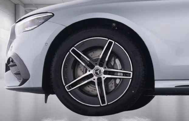 Mercedes-Benz E 300 e 4Matic = AMG Line = Advanced Plus Гаранция - изображение 5
