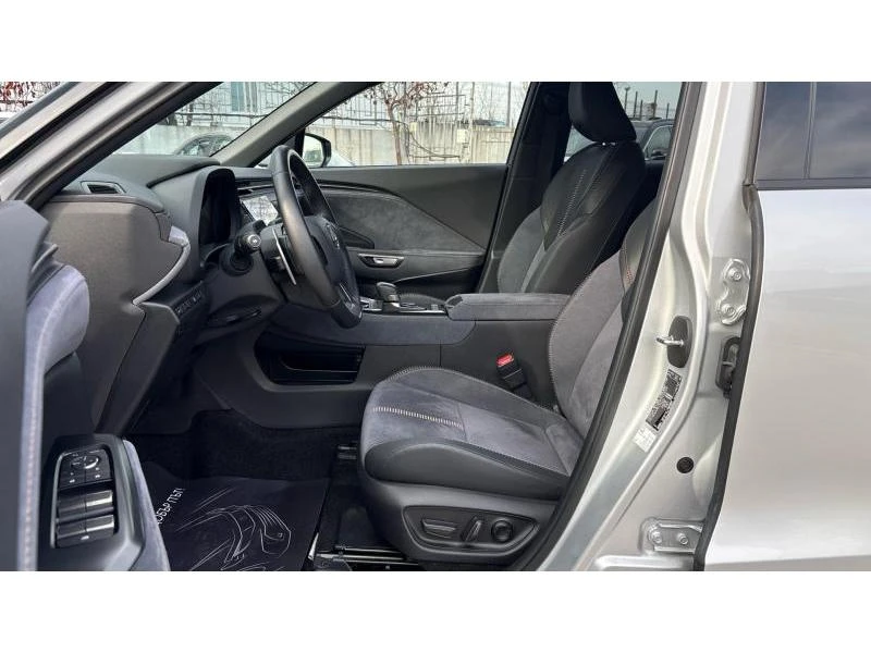 Lexus LBX 1.5HSD COOL FWD, снимка 12 - Автомобили и джипове - 53726530