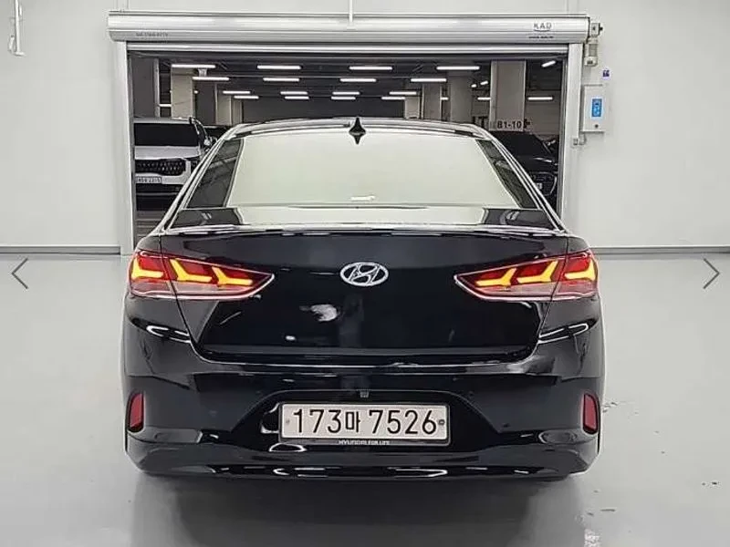 Hyundai Sonata, снимка 4 - Автомобили и джипове - 54915703