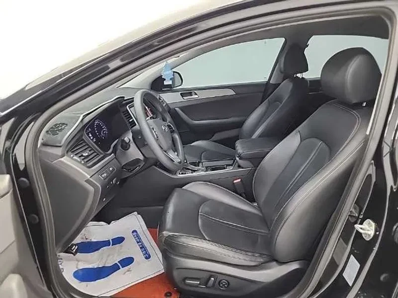 Hyundai Sonata, снимка 11 - Автомобили и джипове - 54915703