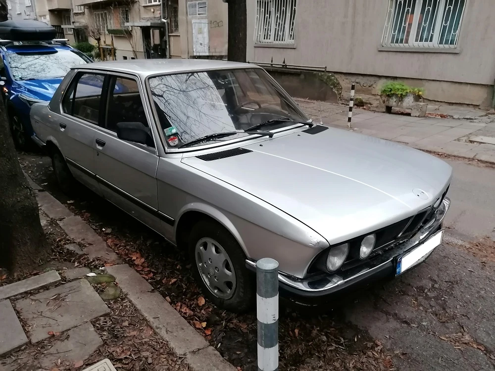 BMW 524 TDA, Е28, снимка 1