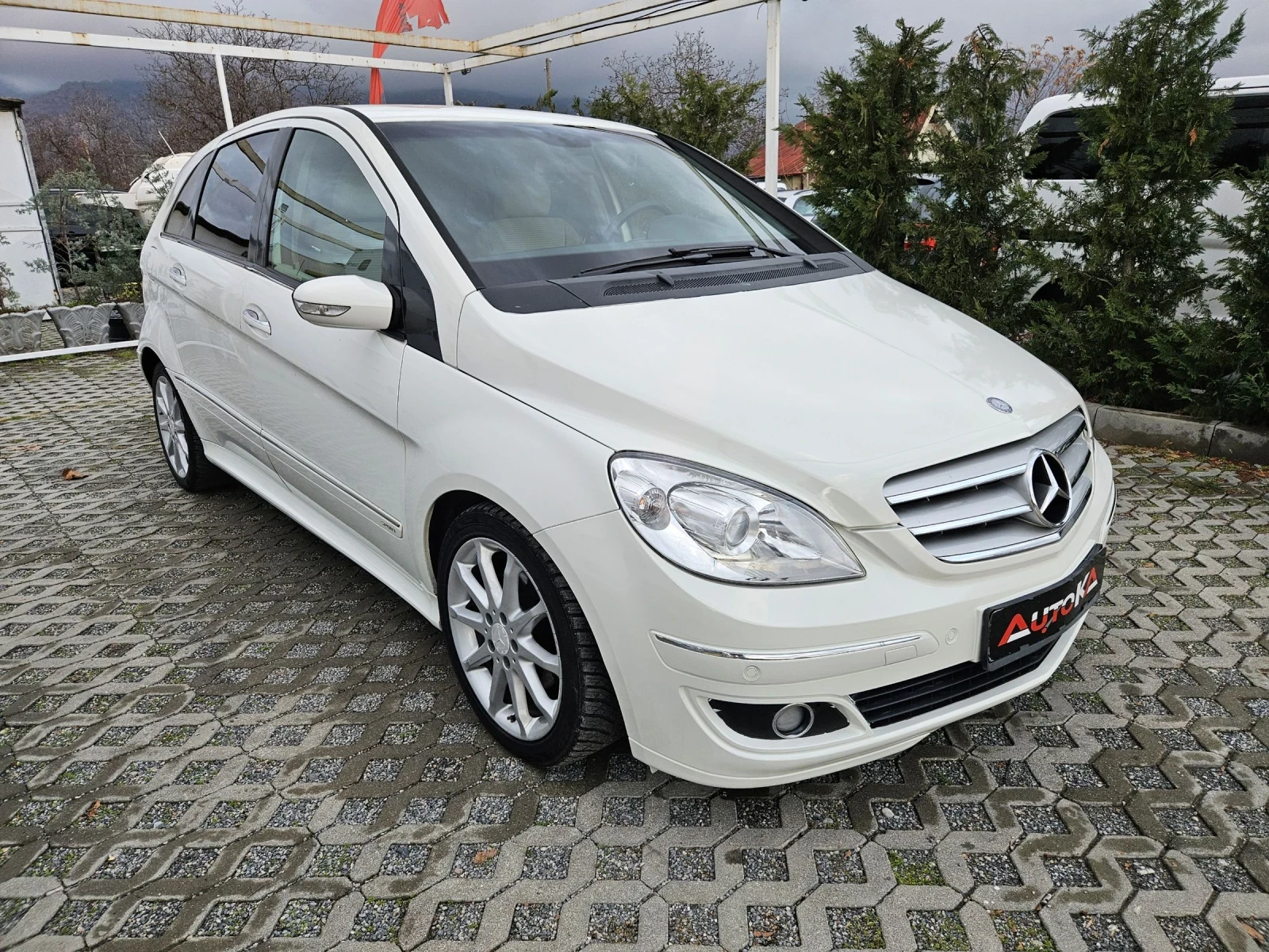 Mercedes-Benz B 200 2.0CDI-140кс= АВТОМАТ= SPORT= КСЕНОН= АВТОПИЛОТ - изображение 2