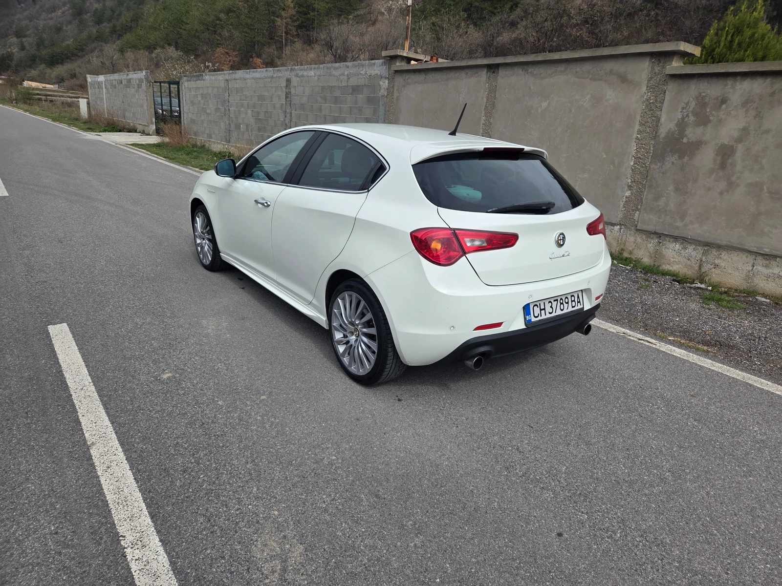 Alfa Romeo Giulietta 2000 JTDm2 - изображение 9