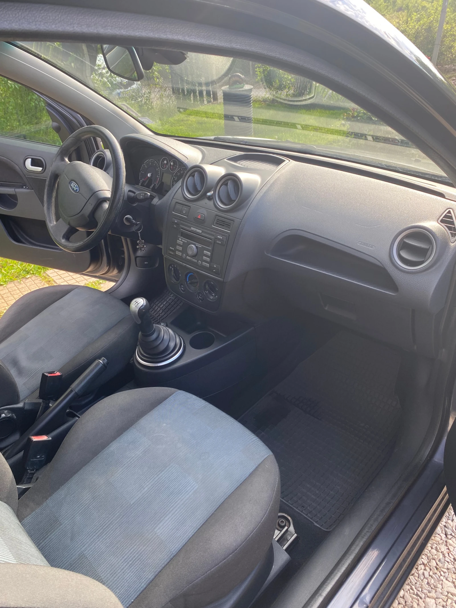 Ford Fiesta 1.4 16V - изображение 4